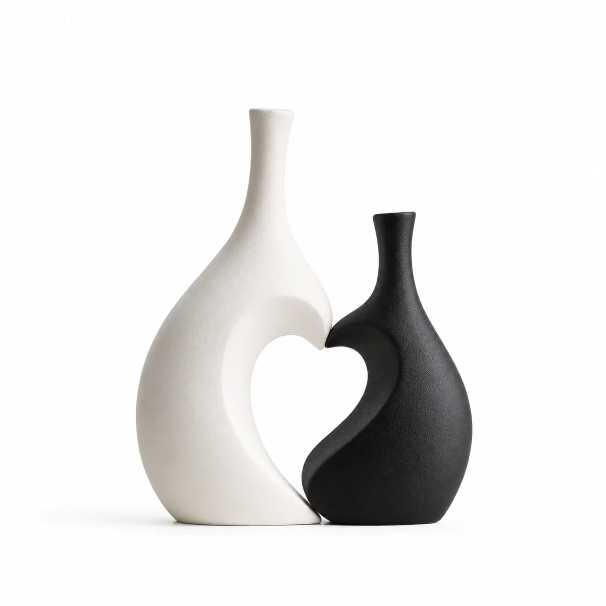 Conjunto de Vasos Enlace em Cerâmica com Design Escultural